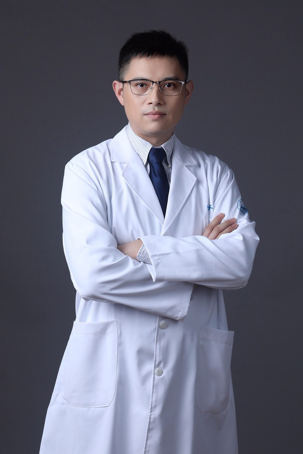 青少年篮球爱好者怎样进行有效的战术训练?_1